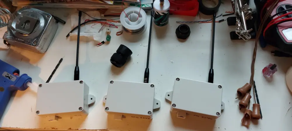 Assembled mesh devices